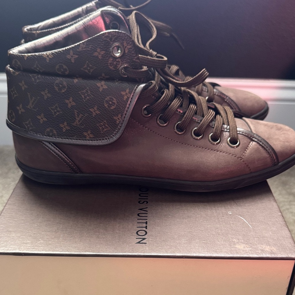 Louis Vuitton Brown High-Top Women's Sneakers sz 9.5